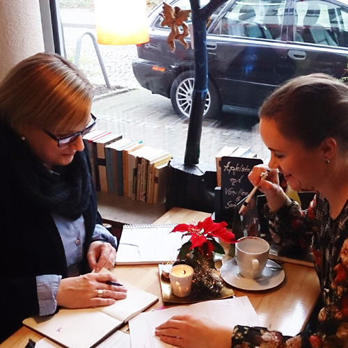 Jule und Rita im Café Röhren 2015-12. _3jpg